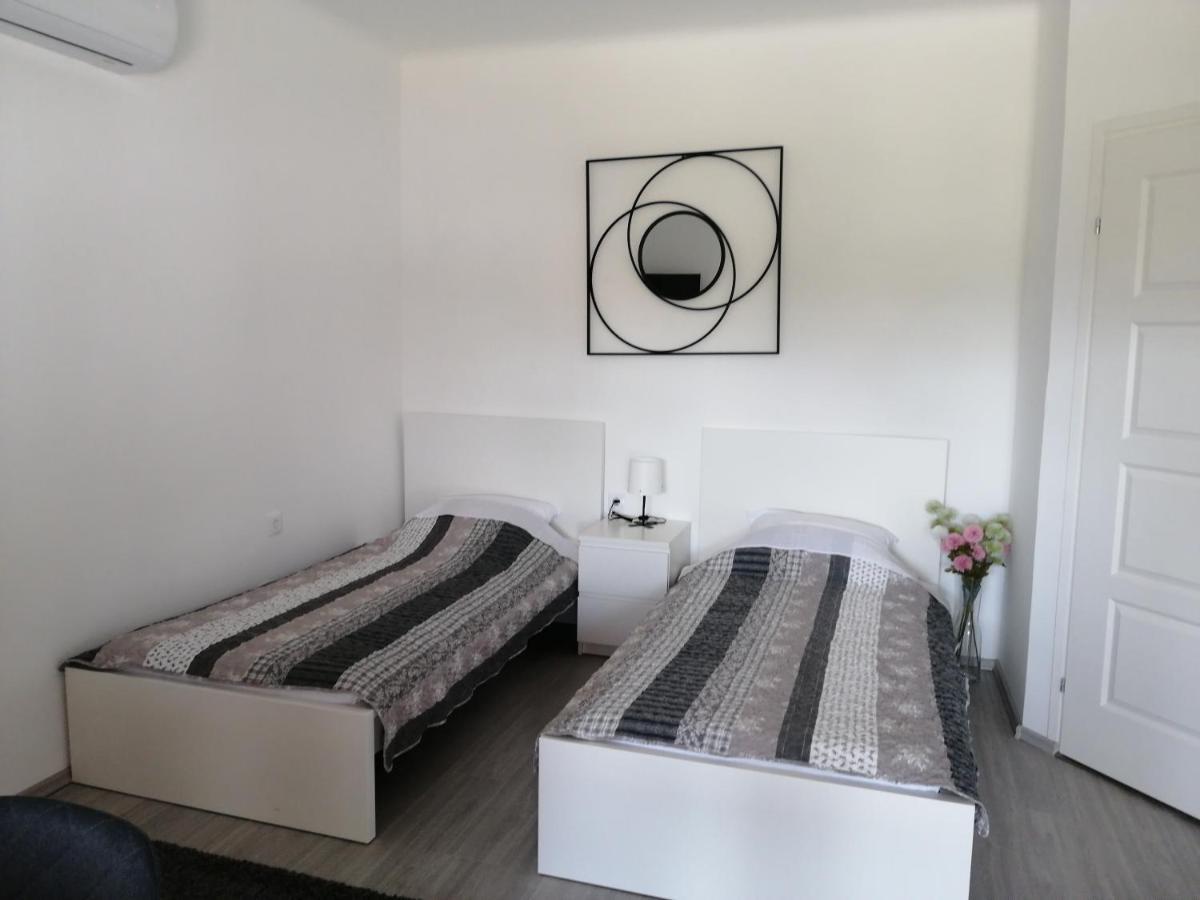 Werner Apartman Mohacs Bagian luar foto